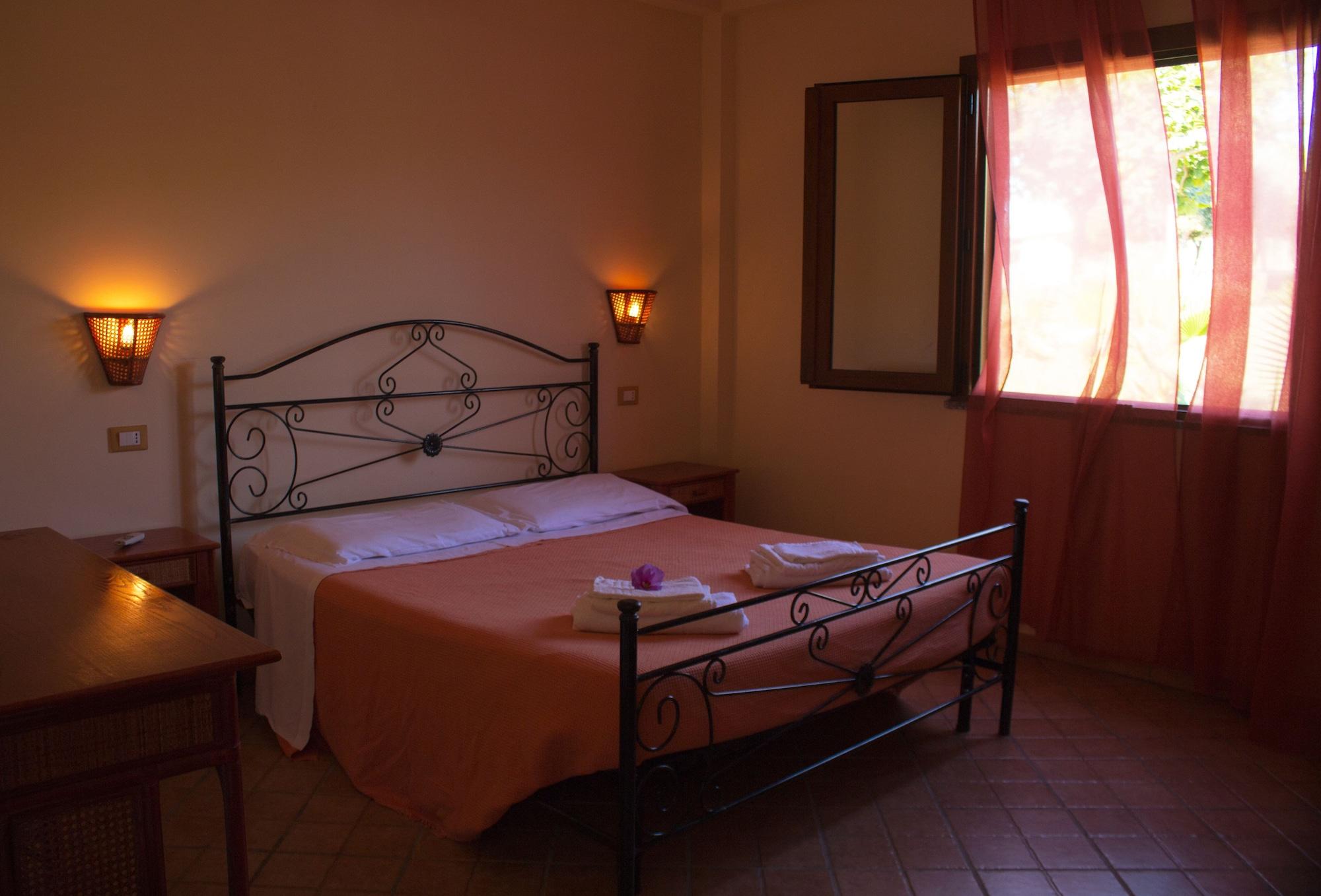 Agriturismo Ninea Ricadi Zewnętrze zdjęcie