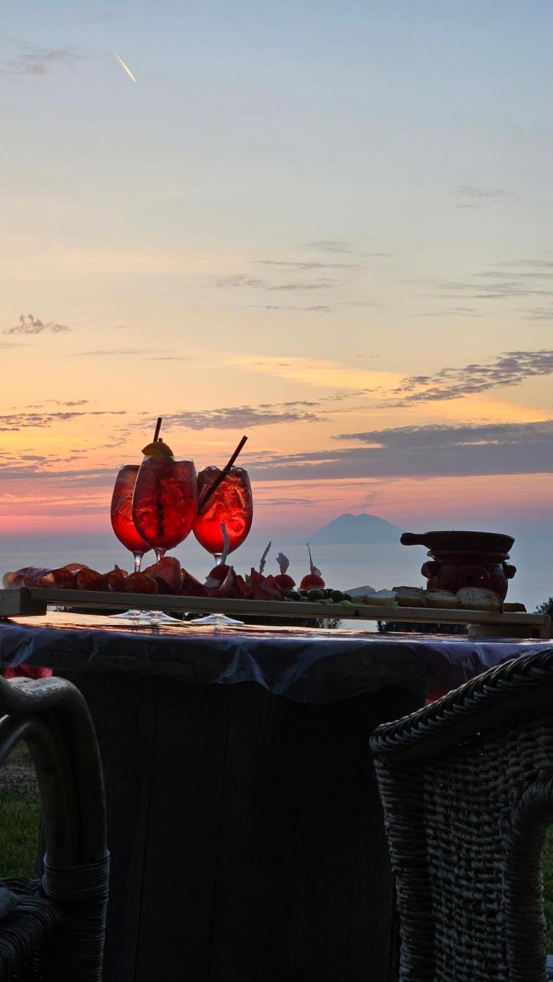 Agriturismo Ninea Ricadi Zewnętrze zdjęcie