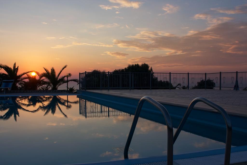 Agriturismo Ninea Ricadi Zewnętrze zdjęcie
